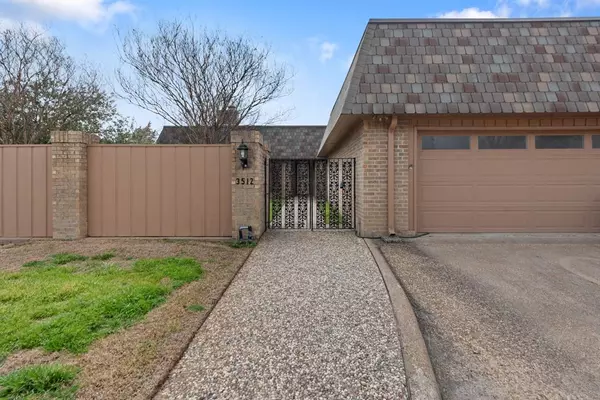 3512 Parkway TER, Bryan, TX 77802