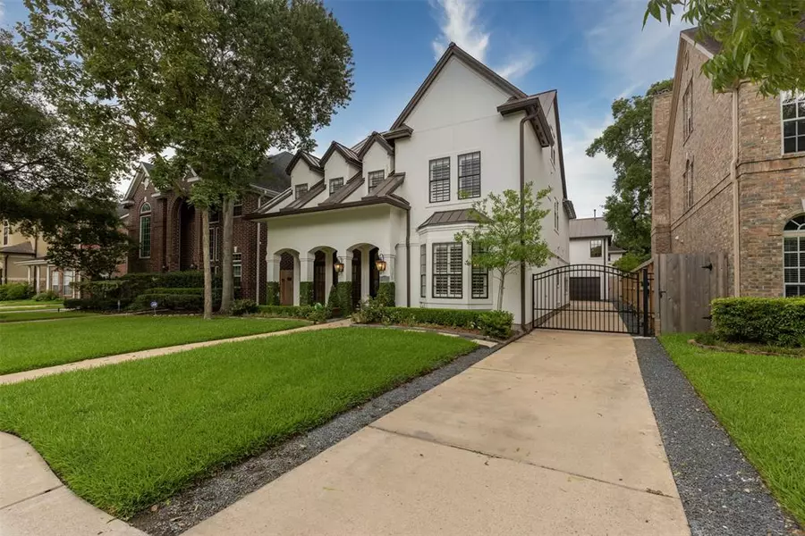 4807 Laurel ST, Bellaire, TX 77401