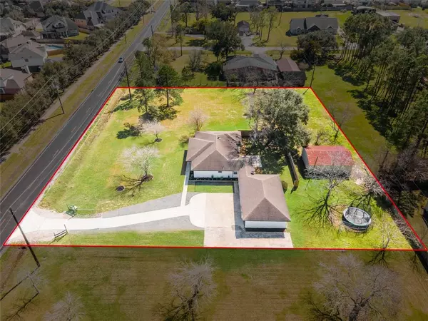 3610 Mclean RD, Pearland, TX 77584