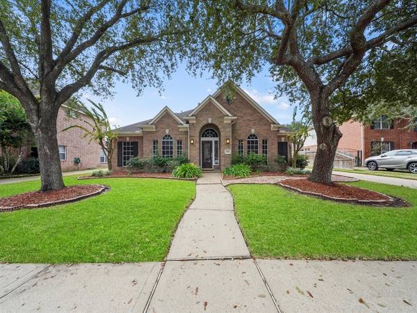 3114 Autumn CT, Pearland, TX 77584