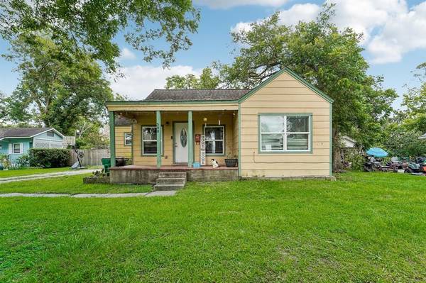 Sweeny, TX 77480,308 Avenue A