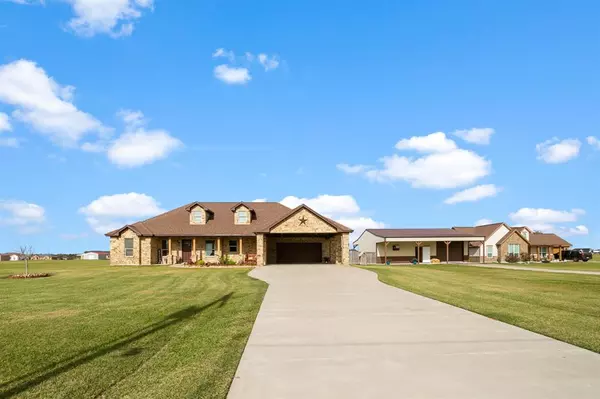 838 Longhorn Trail, Angleton, TX 77515