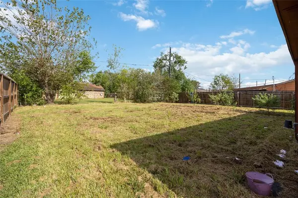 Houston, TX 77047,4307 Bungalow LN