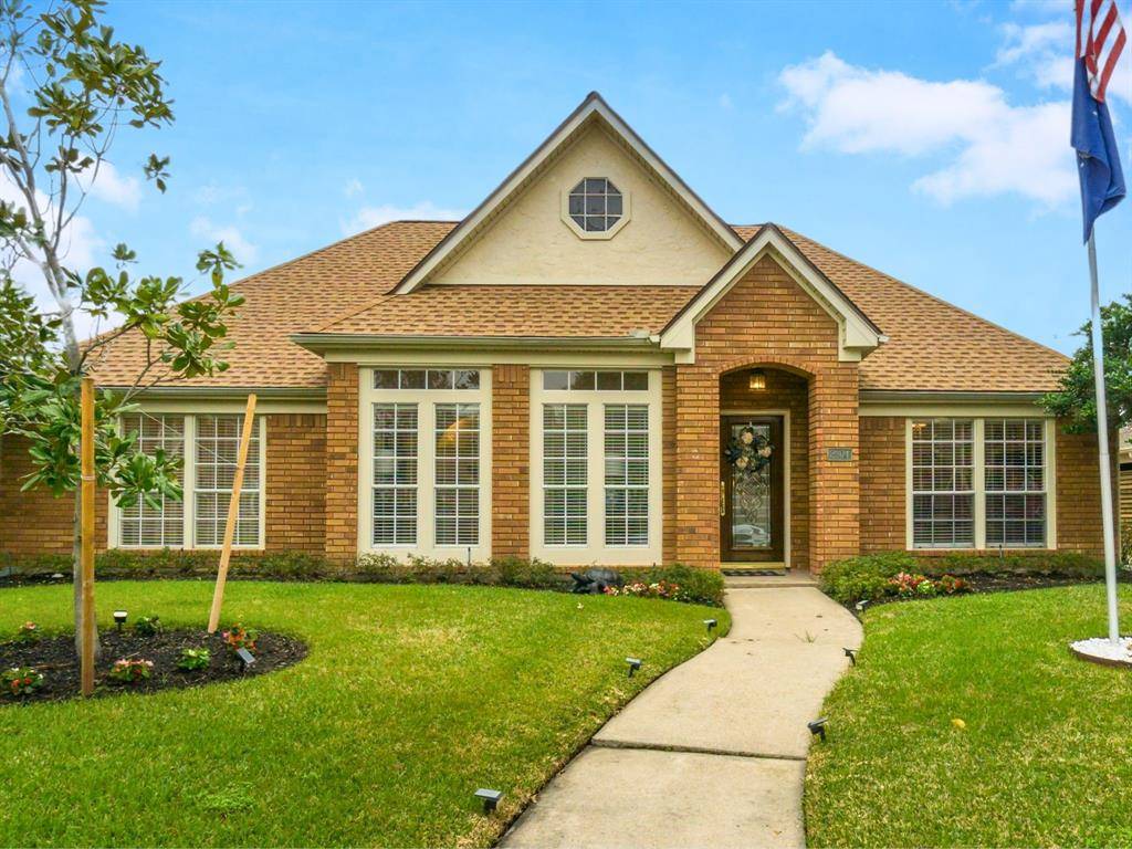 League City, TX 77573,2104 Olympic DR