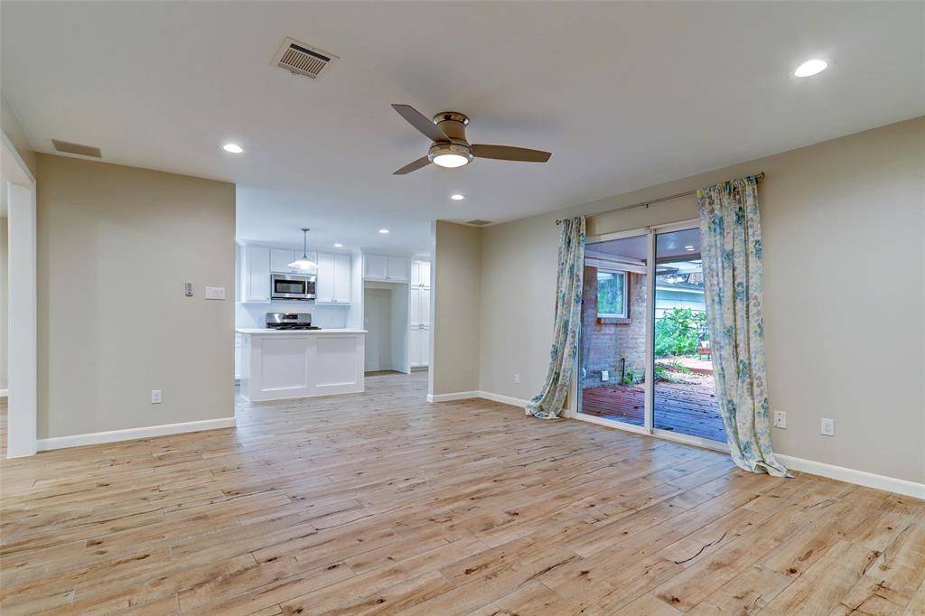 Houston, TX 77096,5118 Indigo ST