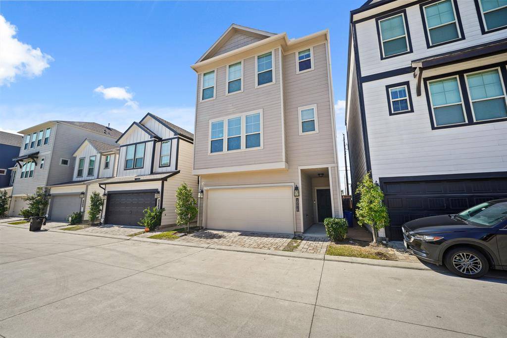 Houston, TX 77025,10416 Marston Vineyard DR
