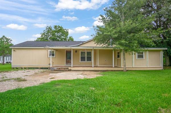 15954 Marsh RD, Hamshire, TX 77622