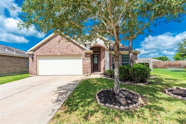 9406 Silver Beryl LN, Rosharon, TX 77583