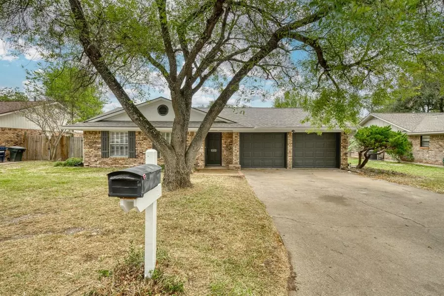 1212 RIDGEFIELD, College Station, TX 77840