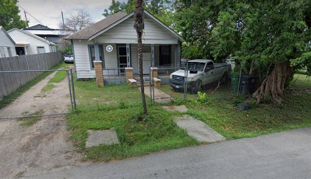 7023 Bonham ST, Houston, TX 77020