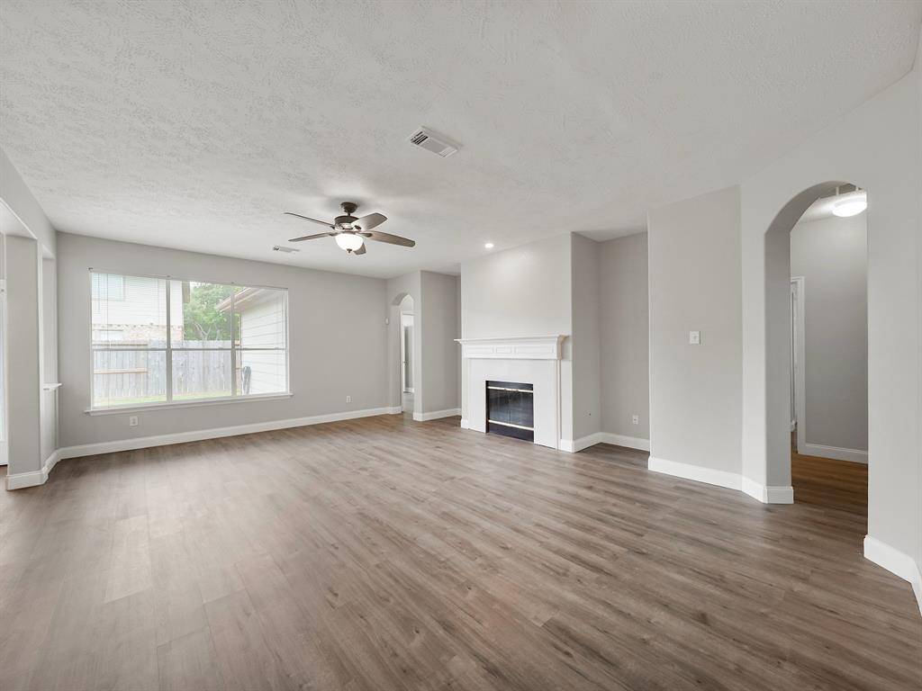 Sugar Land, TX 77479,4414 Casey CIR