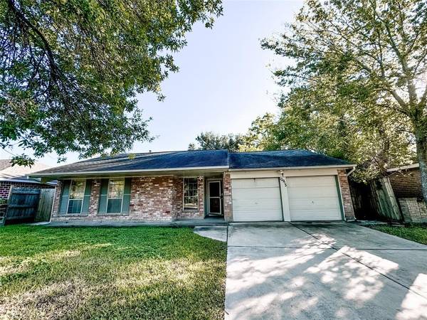 10915 Triola LN, Houston, TX 77072