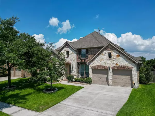 2888 Tuscania LN, League City, TX 77573