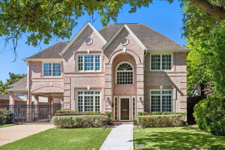 4806 Locust ST, Bellaire, TX 77401