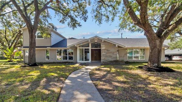 5103 Contour PL, Houston, TX 77096