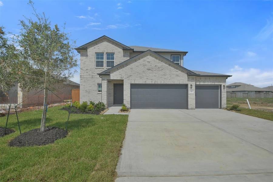 67 Leon WAY, Dayton, TX 77535