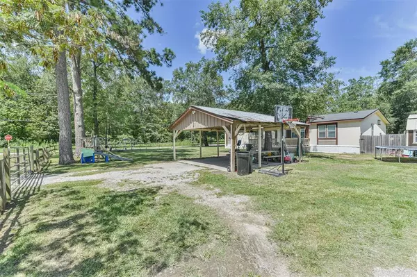 Splendora, TX 77372,13321 5th ST