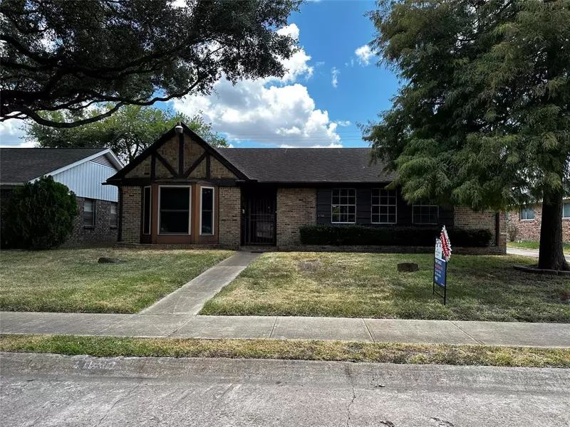 1710 Dabney DR, Pasadena, TX 77502