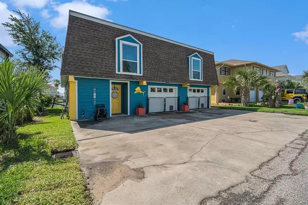 1197 Sailfish ST, Bayou Vista, TX 77563