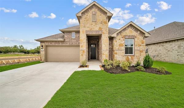 15226 Laurel Oak LN, Santa Fe, TX 77517