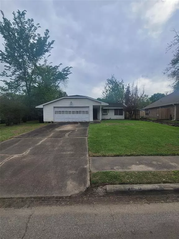 4809 Kinglet ST, Houston, TX 77035