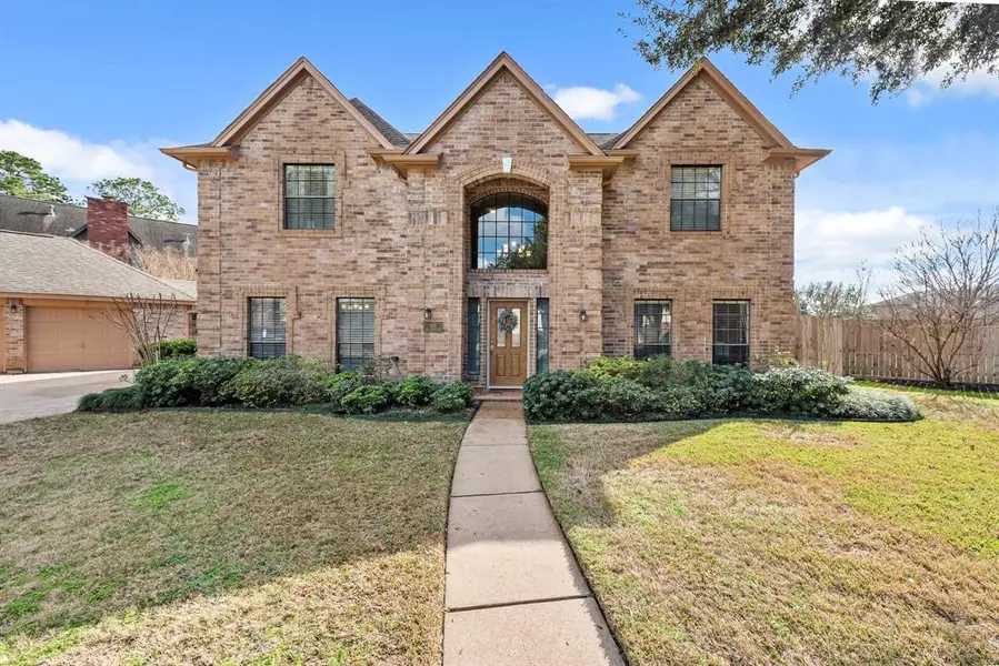 1015 Mill Shadow CT, Sugar Land, TX 77498