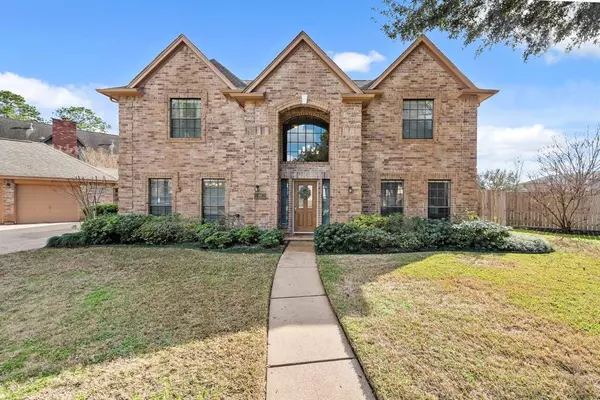 1015 Mill Shadow CT, Sugar Land, TX 77498