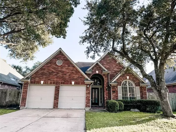 14015 Lake Trail DR, Sugar Land, TX 77498