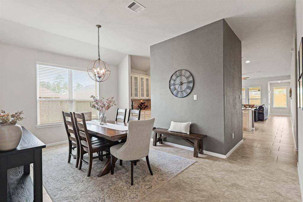 Houston, TX 77044,18015 Van Berkel LN
