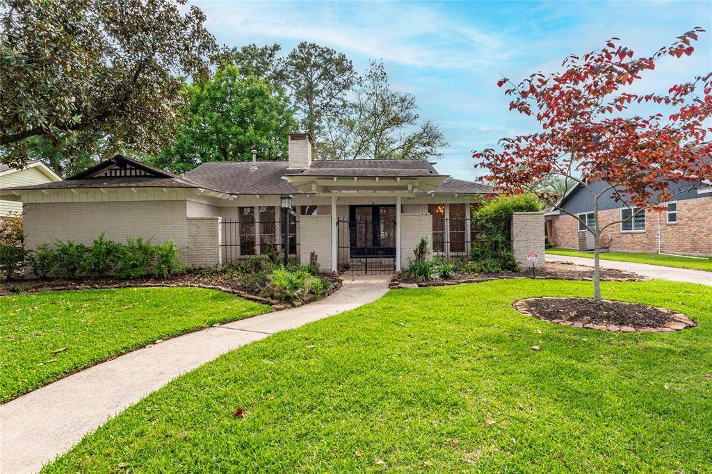 18230 Hereford LN, Houston, TX 77058