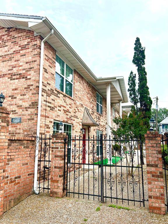 4513 Avenue P 1/2 #1, Galveston, TX 77551