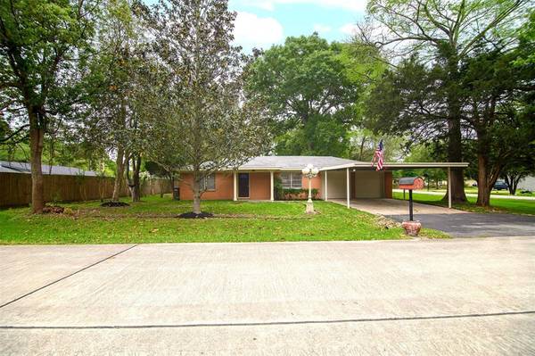 4920 42nd ST, Dickinson, TX 77539