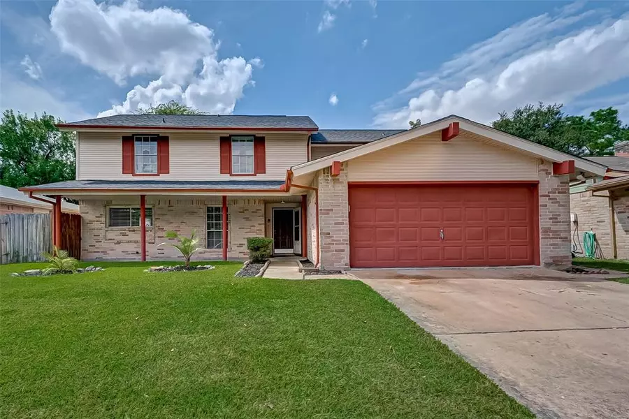 10422 Spanish Grant DR, Sugar Land, TX 77498