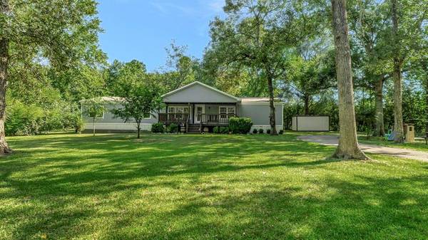 186 Woodway DR, Magnolia, TX 77355