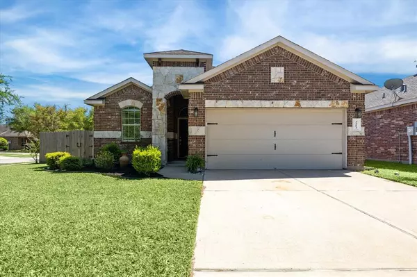 3203 Carriage Cove CT, Dickinson, TX 77539