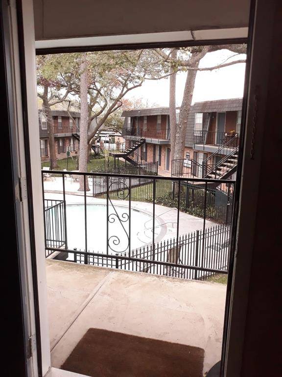 Hedwig Village, TX 77024,9007 Gaylord Street DR #32