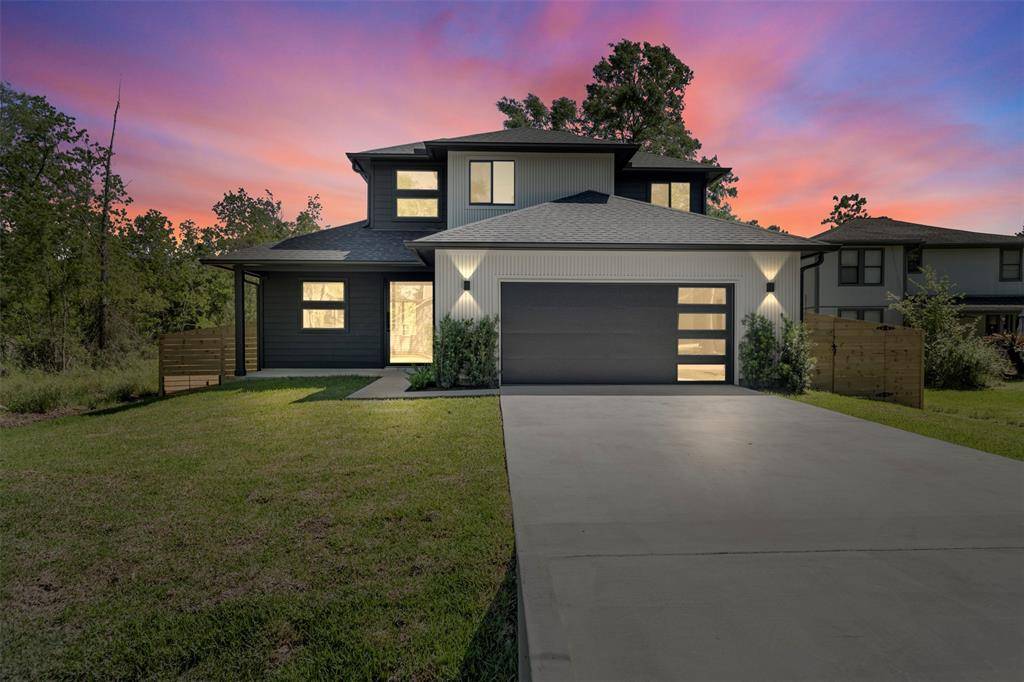 709 Springwood DR, Conroe, TX 77385