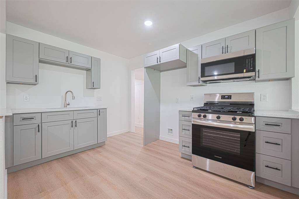 606 Cresline ST, Houston, TX 77076