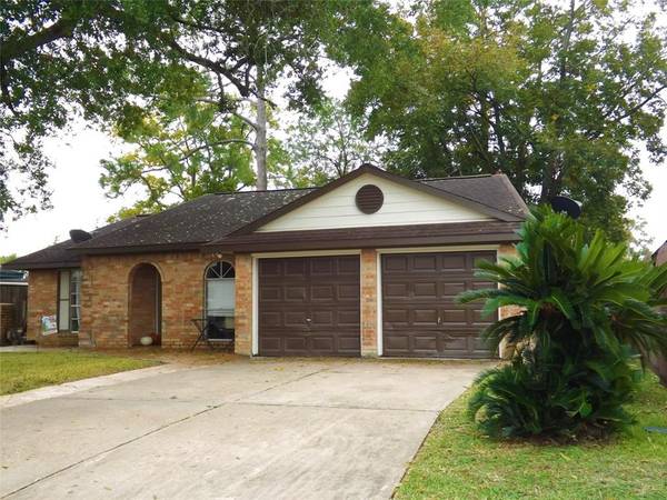 3902 Charriton DR, Houston, TX 77039