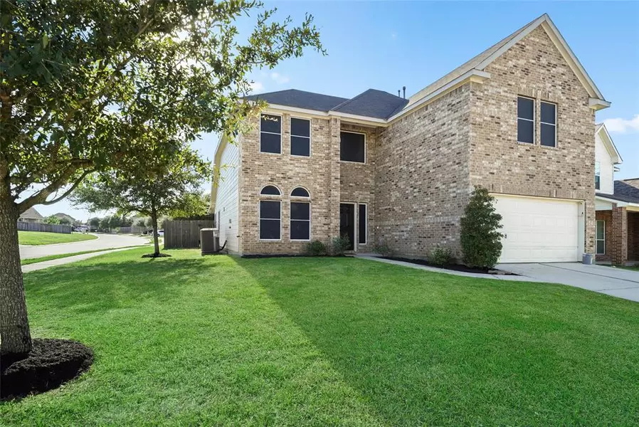 1120 Shadow Glenn DR, Conroe, TX 77301