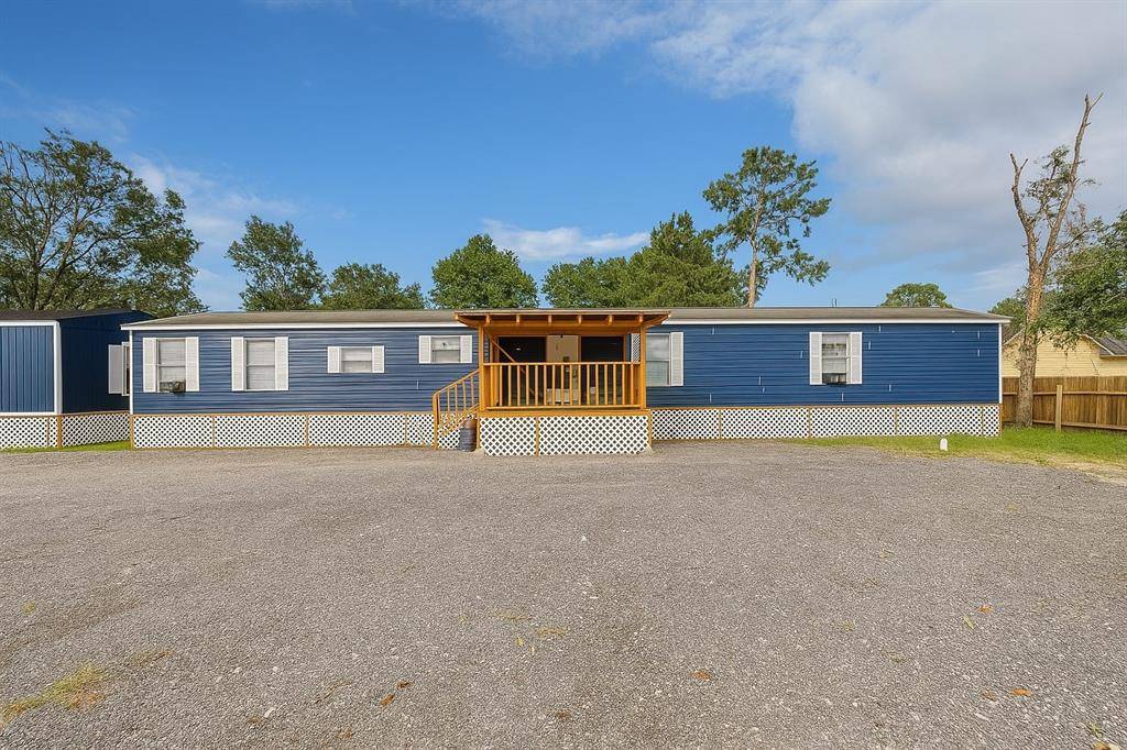 Porter, TX 77365,22500 E Martin DR