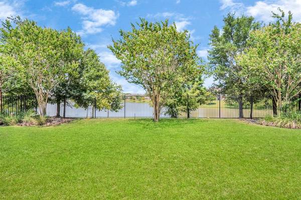 5321 Savannah Bend DR, Rosharon, TX 77583