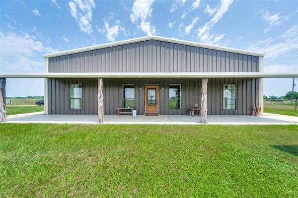 1630 County Road 370, El Campo, TX 77437