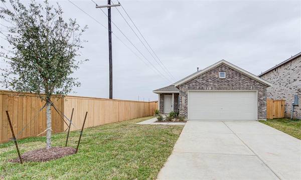 1503 Windrose Bend, Angleton, TX 77515