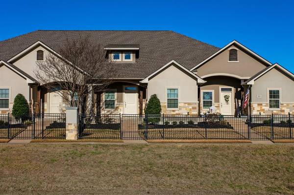 3813 Harvey, College Station, TX 77845