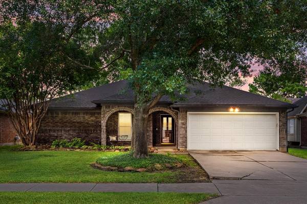 7726 Gable Point DR, Houston, TX 77095