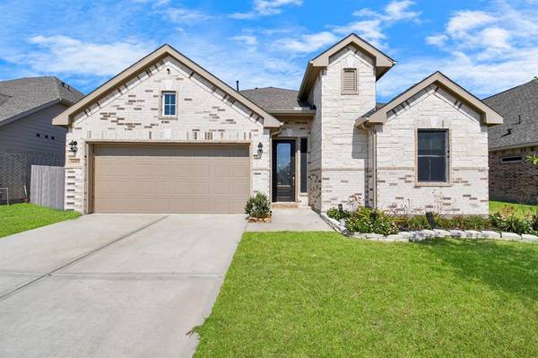 14015 S River DR,  Baytown,  TX 77523