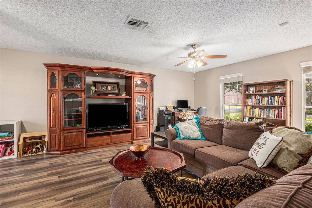 Sugar Land, TX 77478,1826 Concho River CT