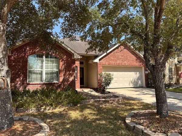 2905 Fountain Brook CT, Pearland, TX 77584