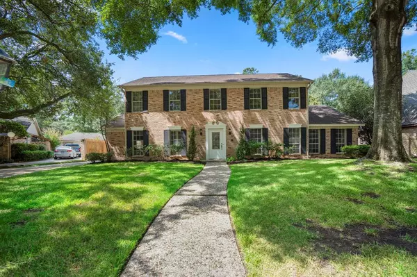 5607 Hampton Ridge LN, Houston, TX 77069